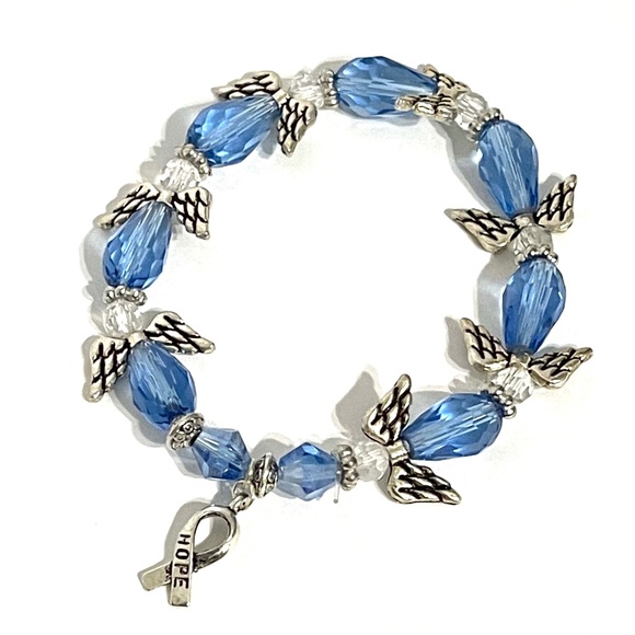 Angel wings bracelet. - Picture 1 of 3